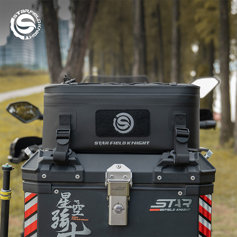 SFK Universal 13L Black Motorc - đánh giá và giá Motorcycle Gear Garage Storage